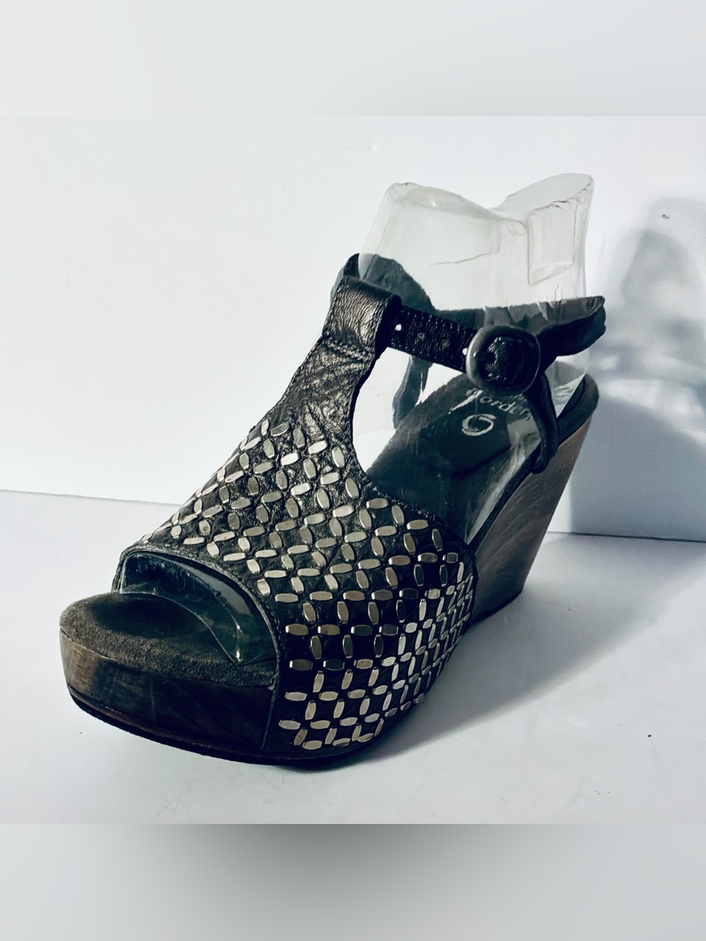 COLLEEN CORDERO…leather wedge sandals